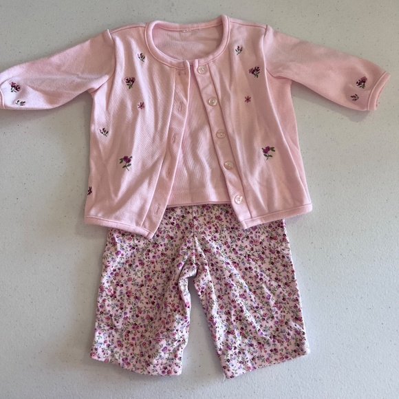 Vintage Lot of Jammies and Summer Comfy Clothes 0-3M - Picture 14 of 17